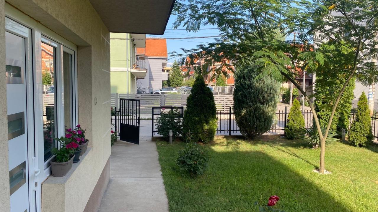 Arni Apartments Donja Vrezina Esterno foto