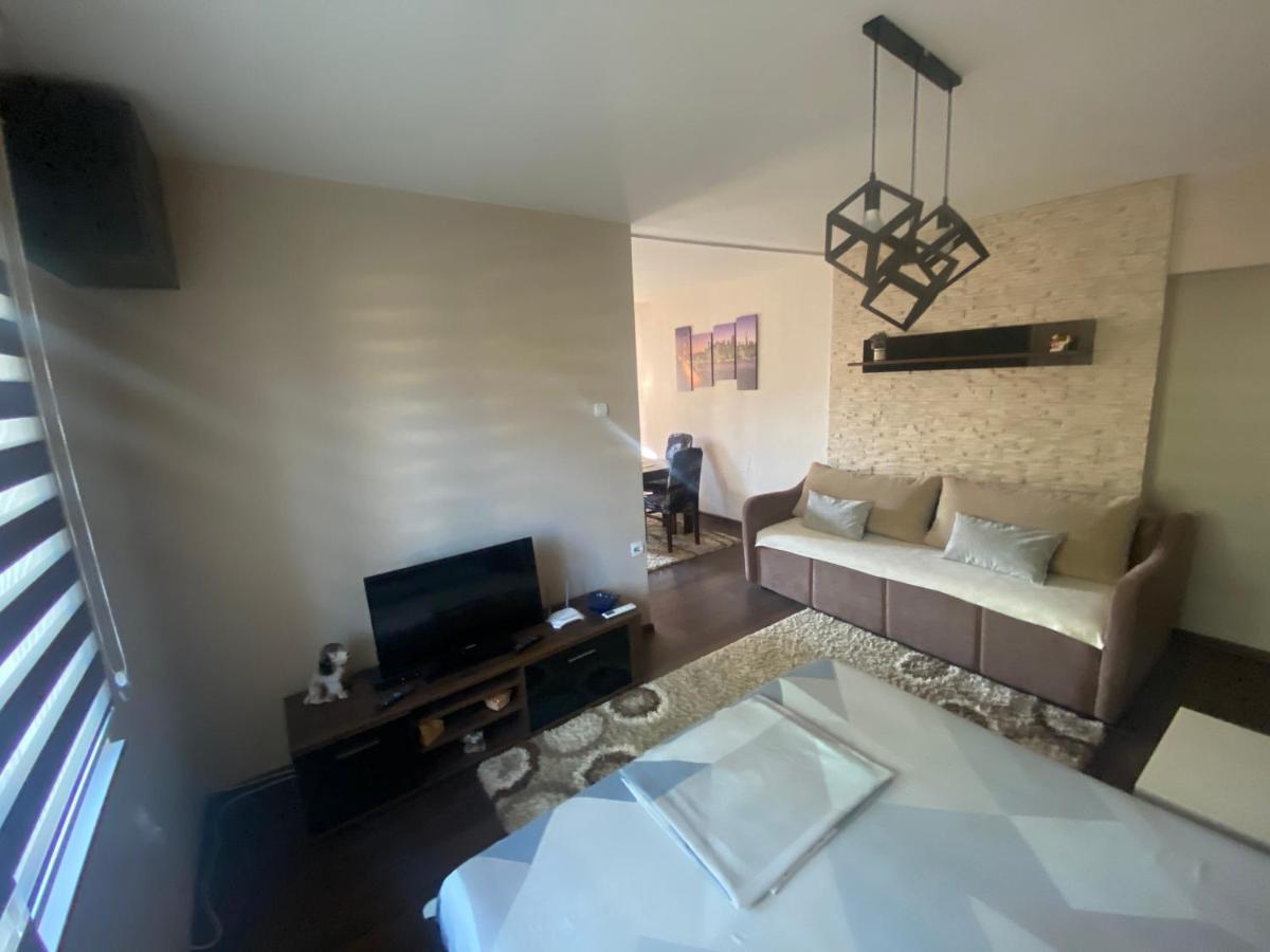 Arni Apartments Donja Vrezina Esterno foto